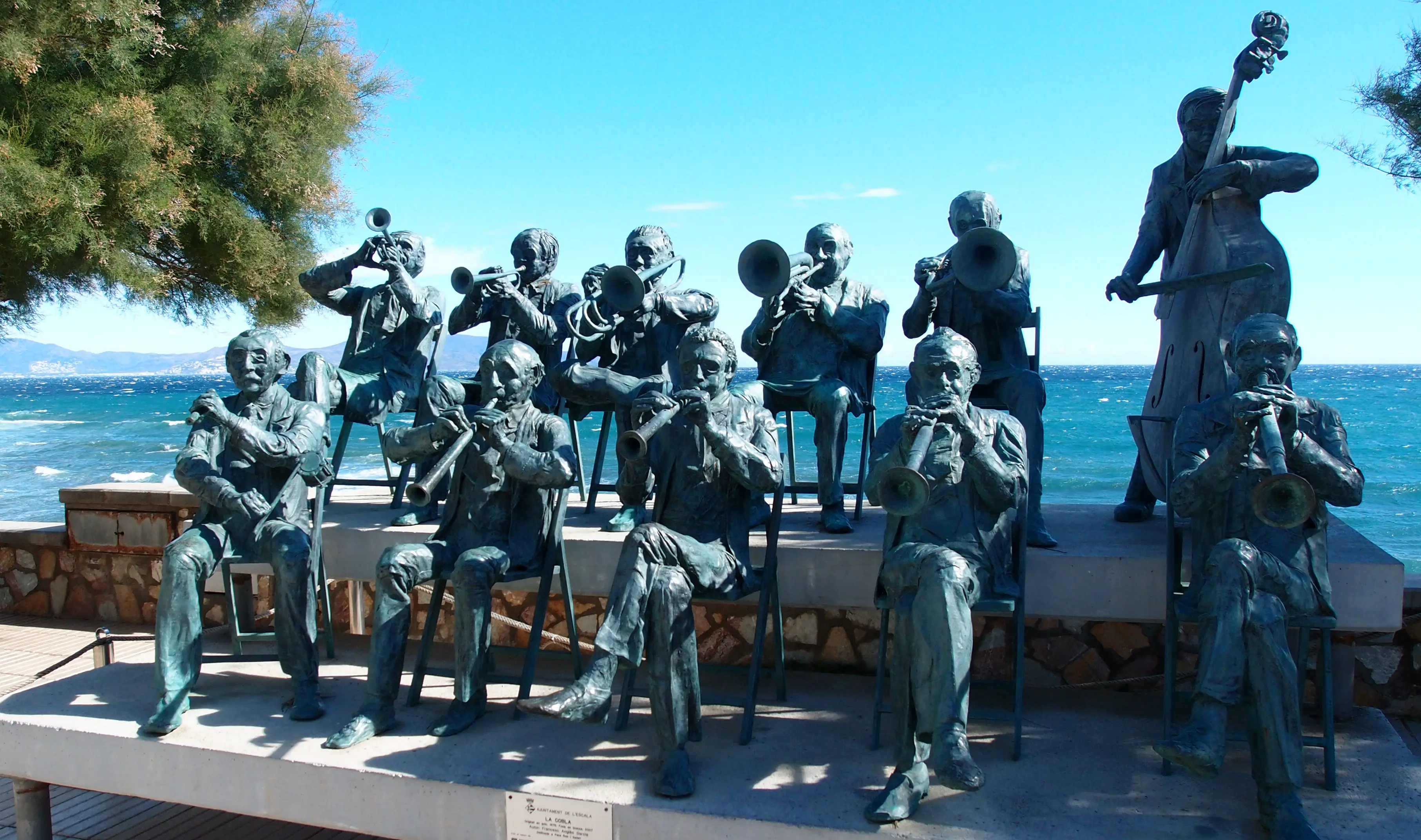 Monument cobla